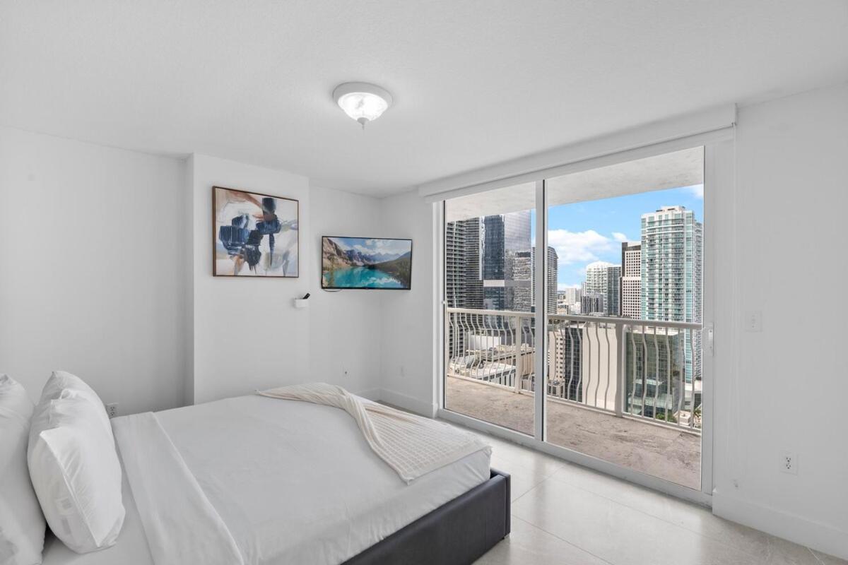 Apartment Stunning 3bedroom 34th Floor Brickell Free Parking