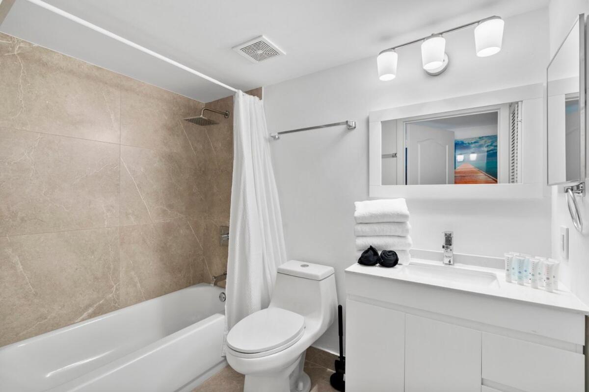 Stunning 3bedroom 34th Floor Brickell Free Parking