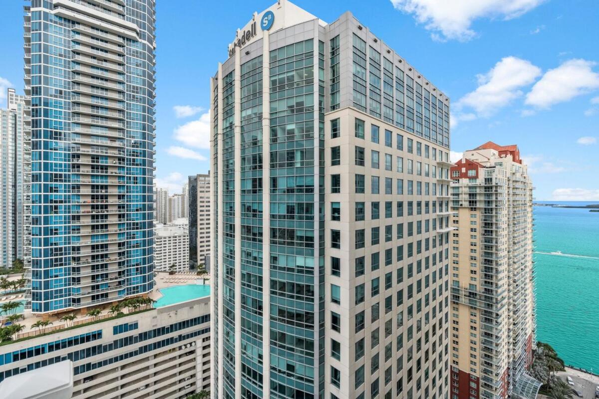 Stunning 3bedroom 34th Floor Brickell Free Parking Miami