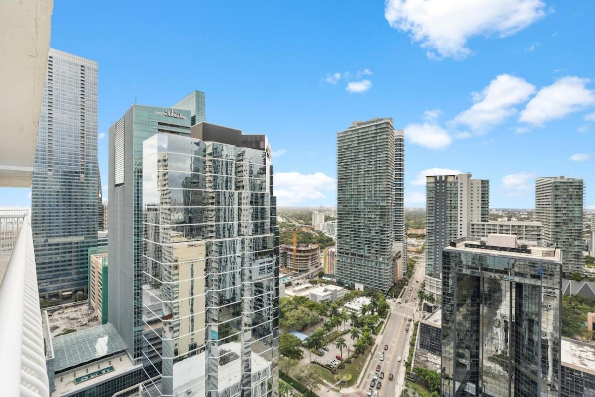 Stunning 3bedroom 34th Floor Brickell Free Parking Apartment *